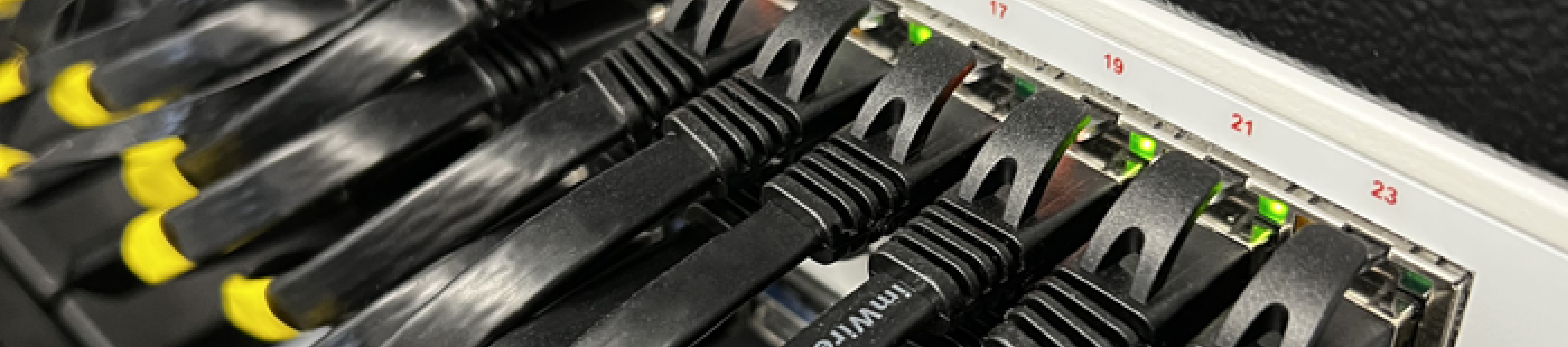 Server rack cabling using SlimWire pro+ U/FTP